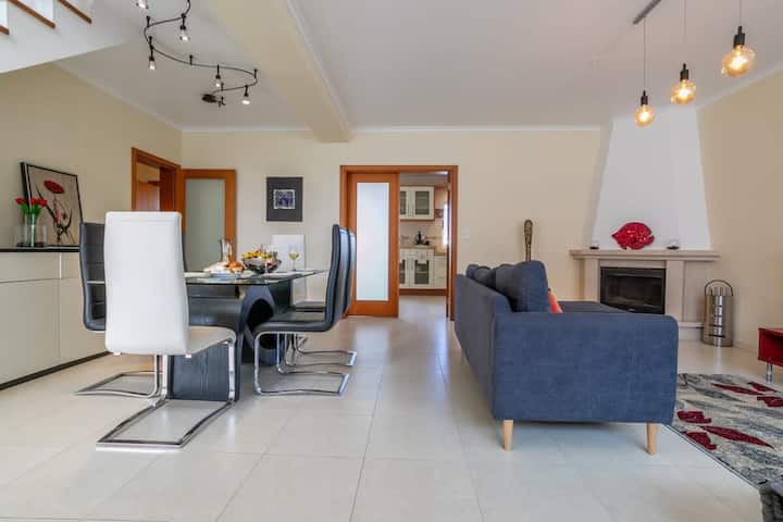 Park House — listing photo 3 of 46